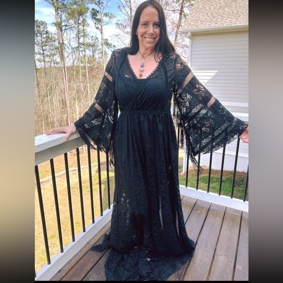 Cynthia From 90 Day ! - Picture 1 of 2